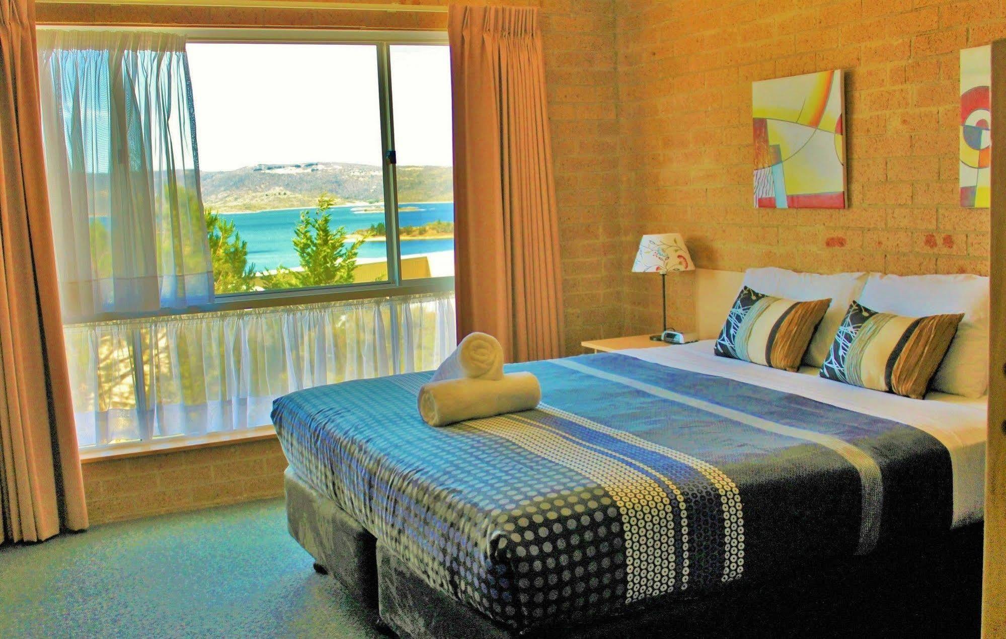Panorama Jindabyne Motel Екстериор снимка